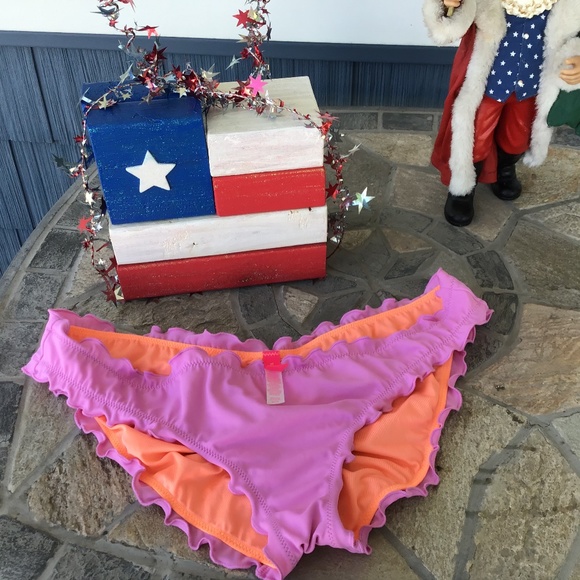 Victoria's Secret Other - Victoria’s Secret Ruffled Swim Bottom